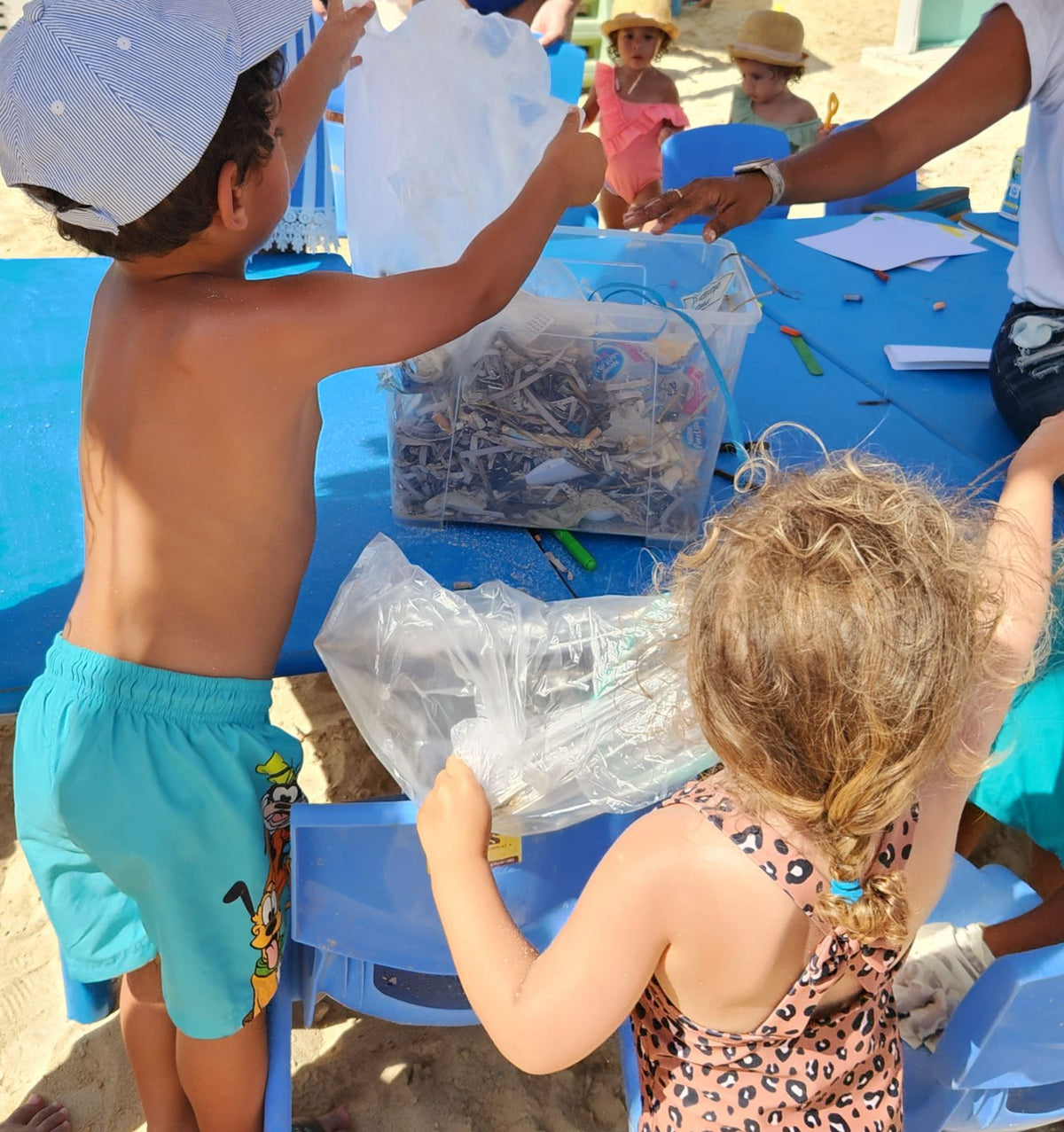 Wyte Beach Cleanup with Koka (SOMABAY)